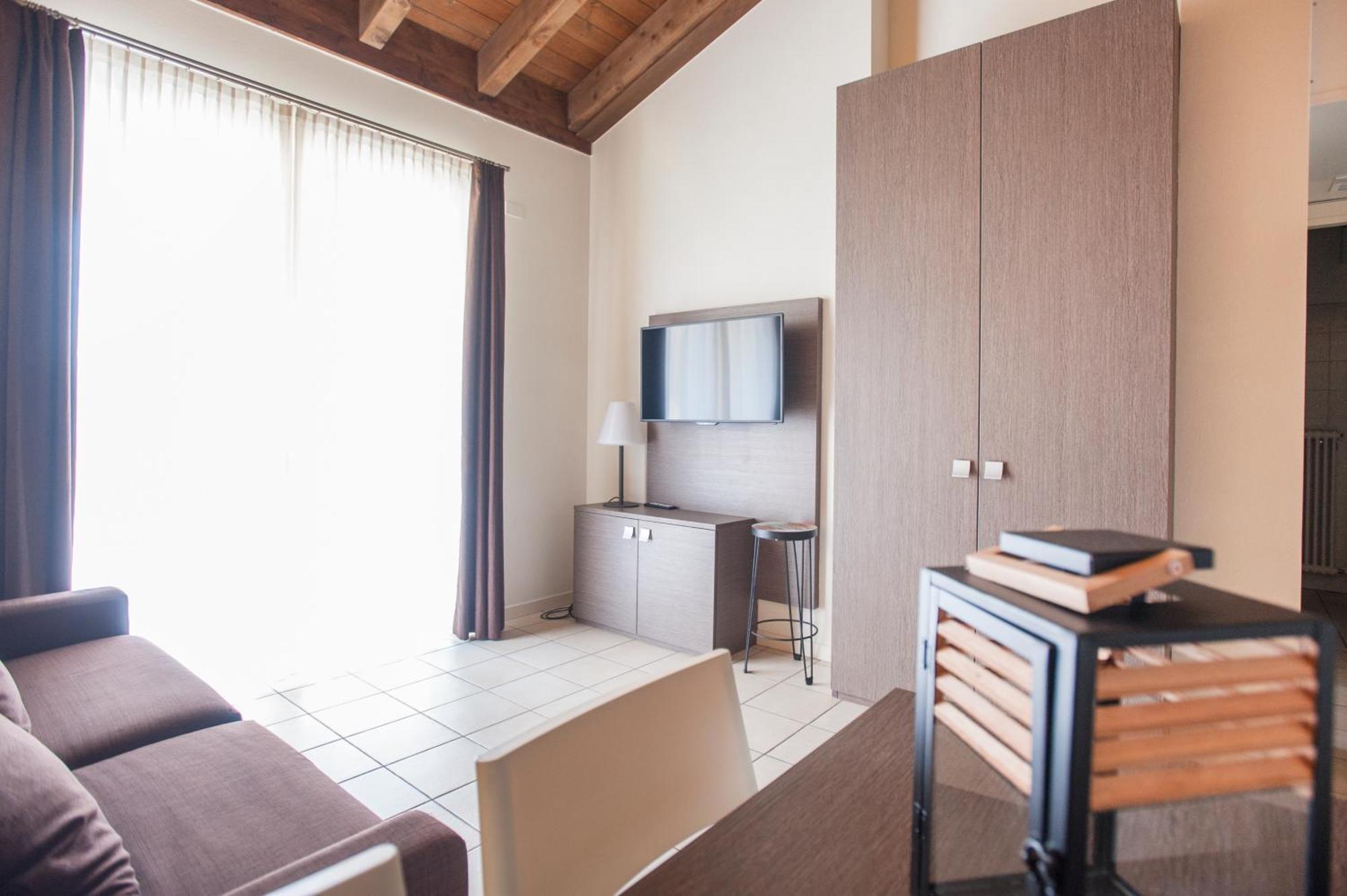 Residence Maroadi Torbole Sul Garda Екстер'єр фото